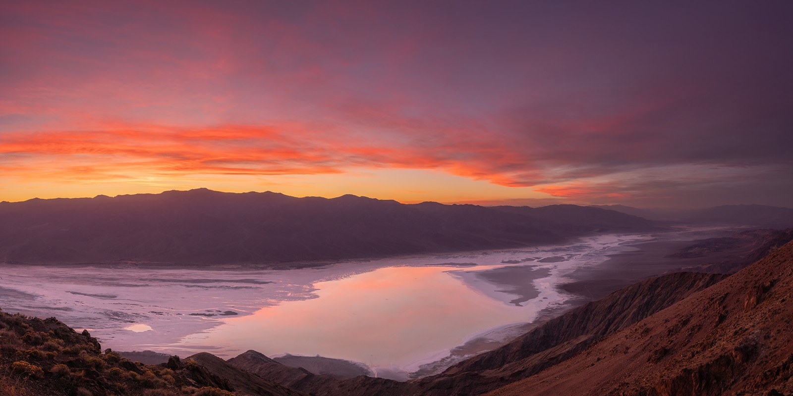 Desert lake sunset panorama