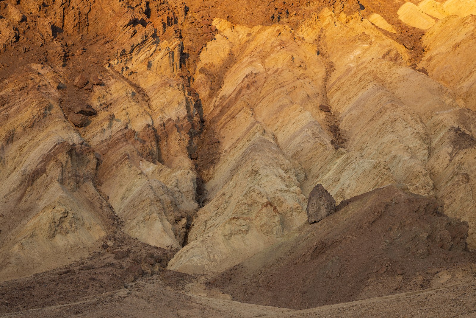 Golden badlands ridges