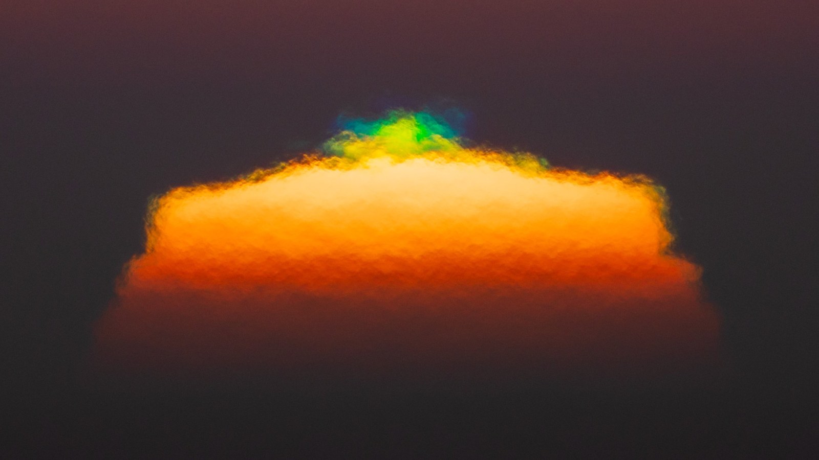 Sunset green flash closeup